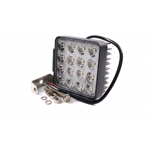Фара LED прямокутна 48W, 16 ламп, 110 * 110мм, вузький промінь <ДК>